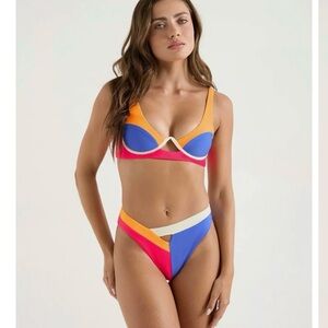 Oneone swim Leicy top and Tracey bottom set